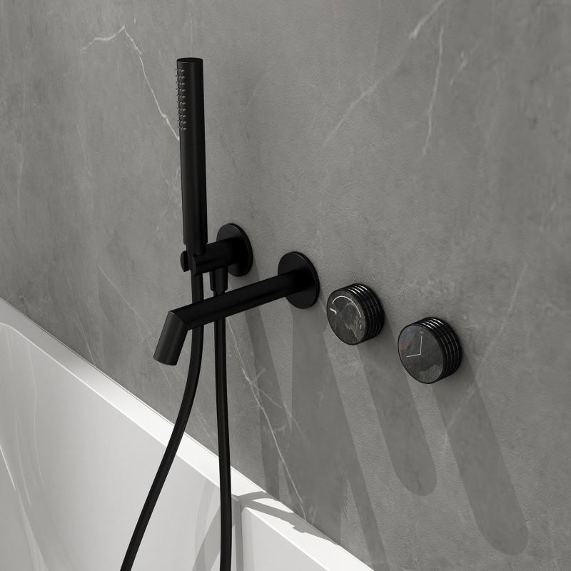 Misturador de banho de fluxo constante de cobre montado na parede modelo preto / branco / ouro escovado